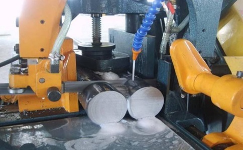 云梦卧式带锯床的送料方式有哪几种？